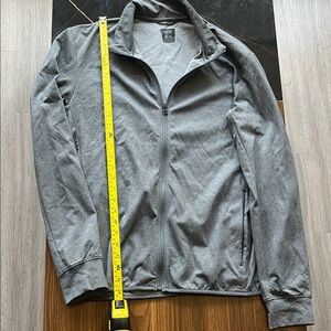 Uniqlo Men's Gray Lightweight Jacket